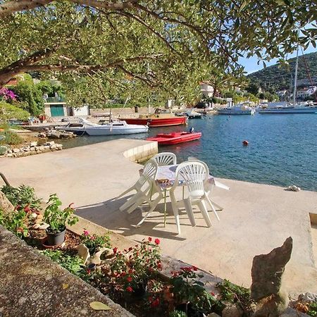 Apartmans And Rooms Dunjini Dvori Korčula Exterior foto